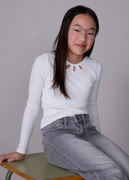 Ribbed CutOut Collar L/S Top